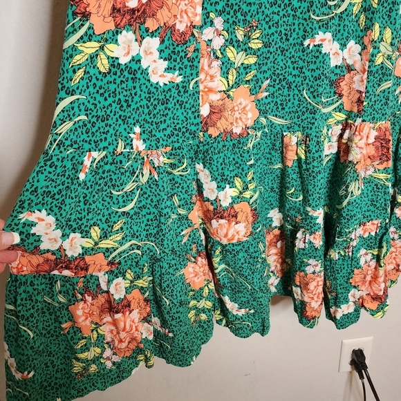 Torrid trapeze midi dress challis green floral - Picture 7 of 15
